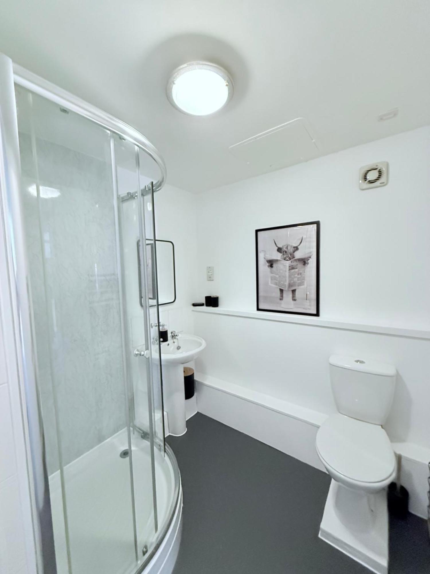 Royal Mile Neighbour 2-bed Old Town Apartment Edinburgh