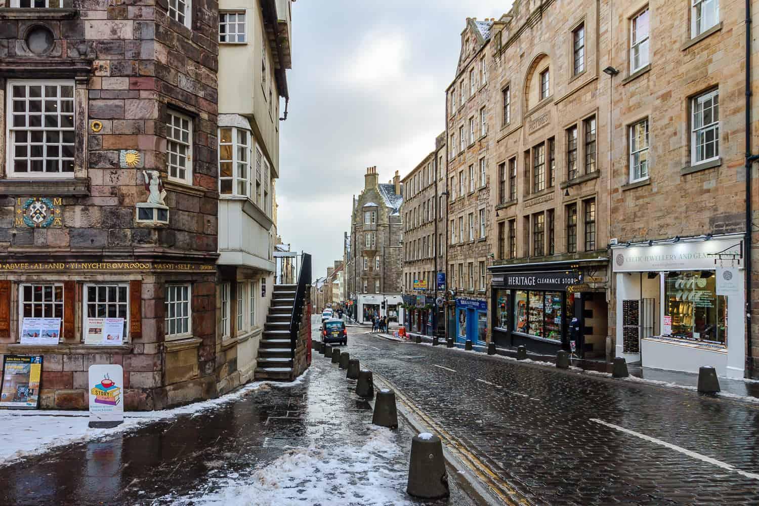 Royal Mile Neighbour 2-bed Old Town Apartment